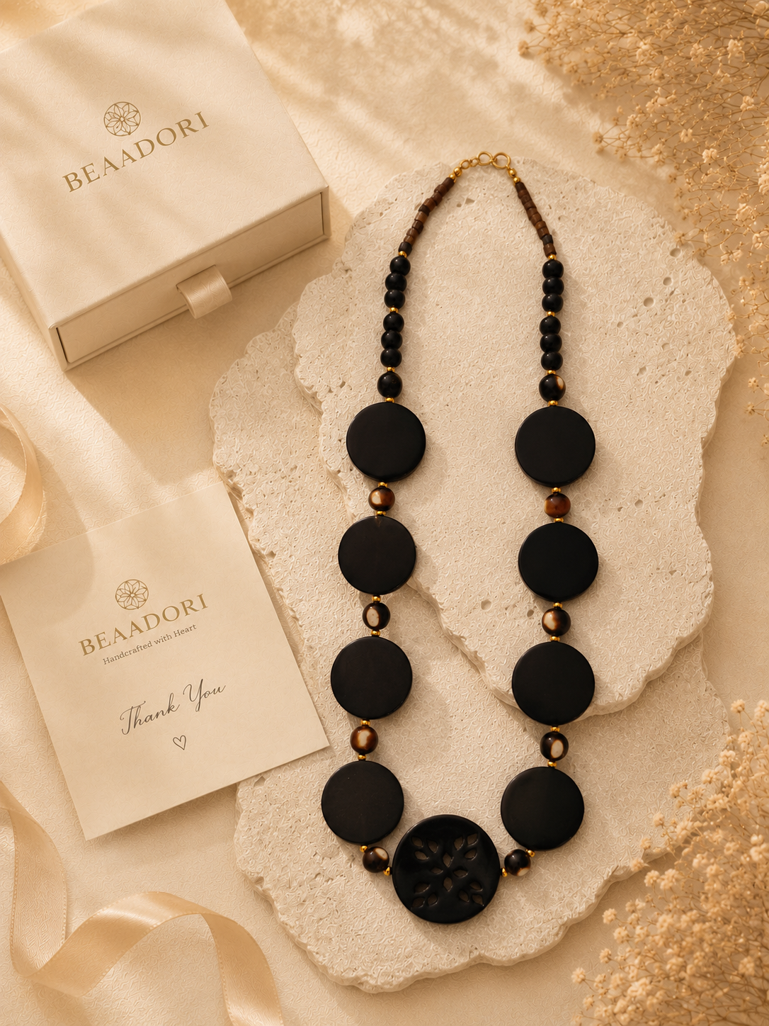 Floral-cutout Resin Necklace
